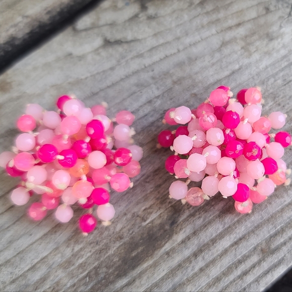 90s Clip On Earrings Pink Bursts - Picture 1 of 3